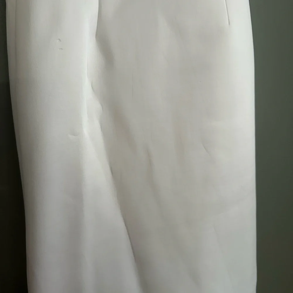 ASOS Maeve Sculpted Off Shoulder Statement Dress in Ivory US 8 - Picture 6 of 16